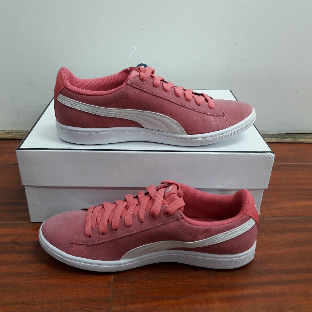 Puma - Picture 4 of 4